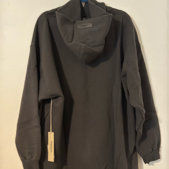 FEAR OF GOD ESSENTIALS Relaxed Hoodie - Iron - Picture 6 of 11